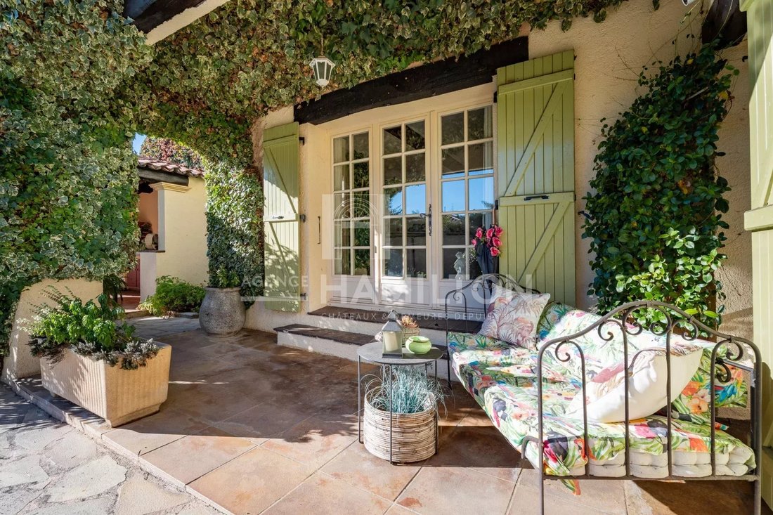 House in Grasse, Provence-Alpes-Côte d'Azur, France 3 - 16706925