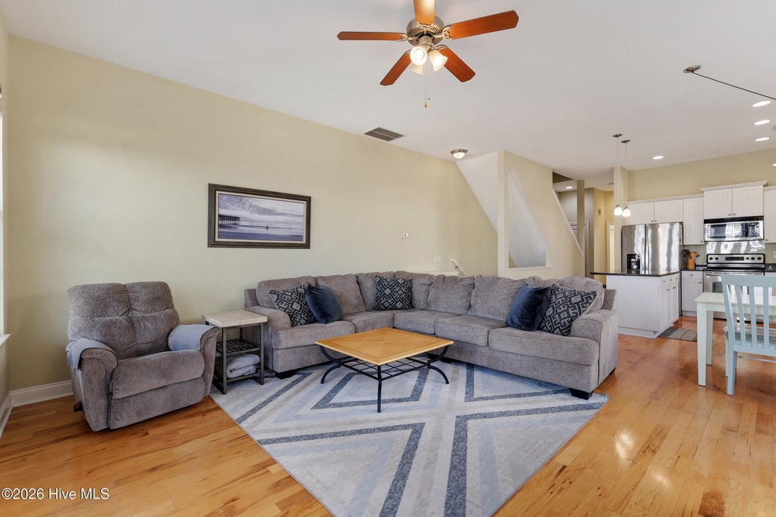 Condo in Carolina Beach, North Carolina, United States 5 - 17472980
