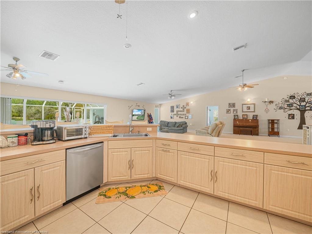 House in Sebring, Florida, United States 5 - 17472635