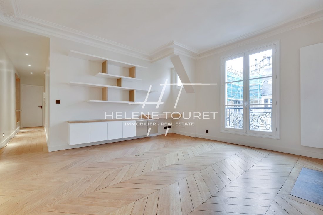 Apartment in Montorgueil-Saint Denis, Paris 2e Arrondissement, Paris 4 - 17471520