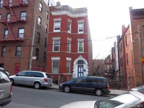 Land in New York, New York, United States 2 - 17470892