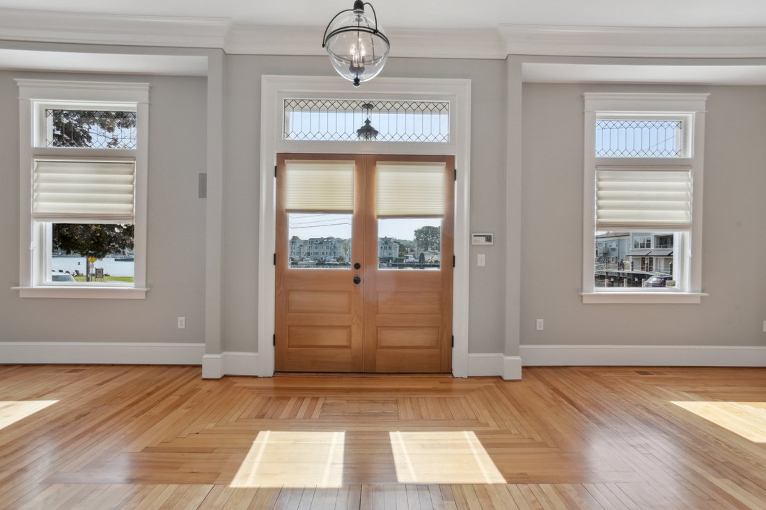House in Groton, Connecticut, United States 5 - 17472449