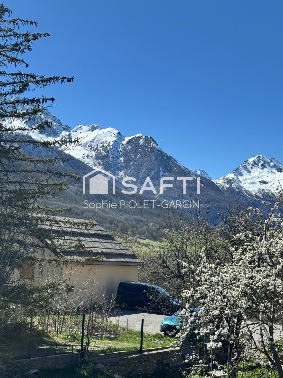 House in Le Monêtier-les-Bains, Provence-Alpes-Côte d'Azur, France 4 - 17452652
