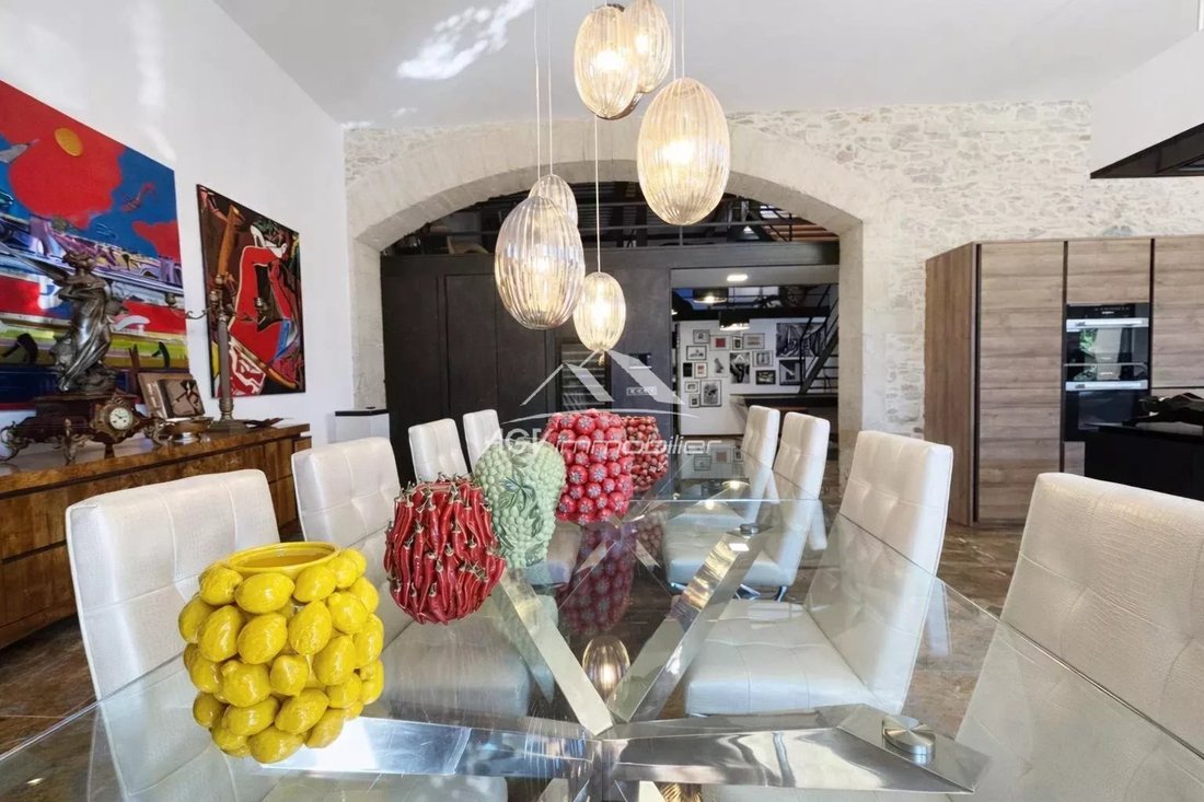 Estate in Capouchiné, Nimes, France 4 - 17470544