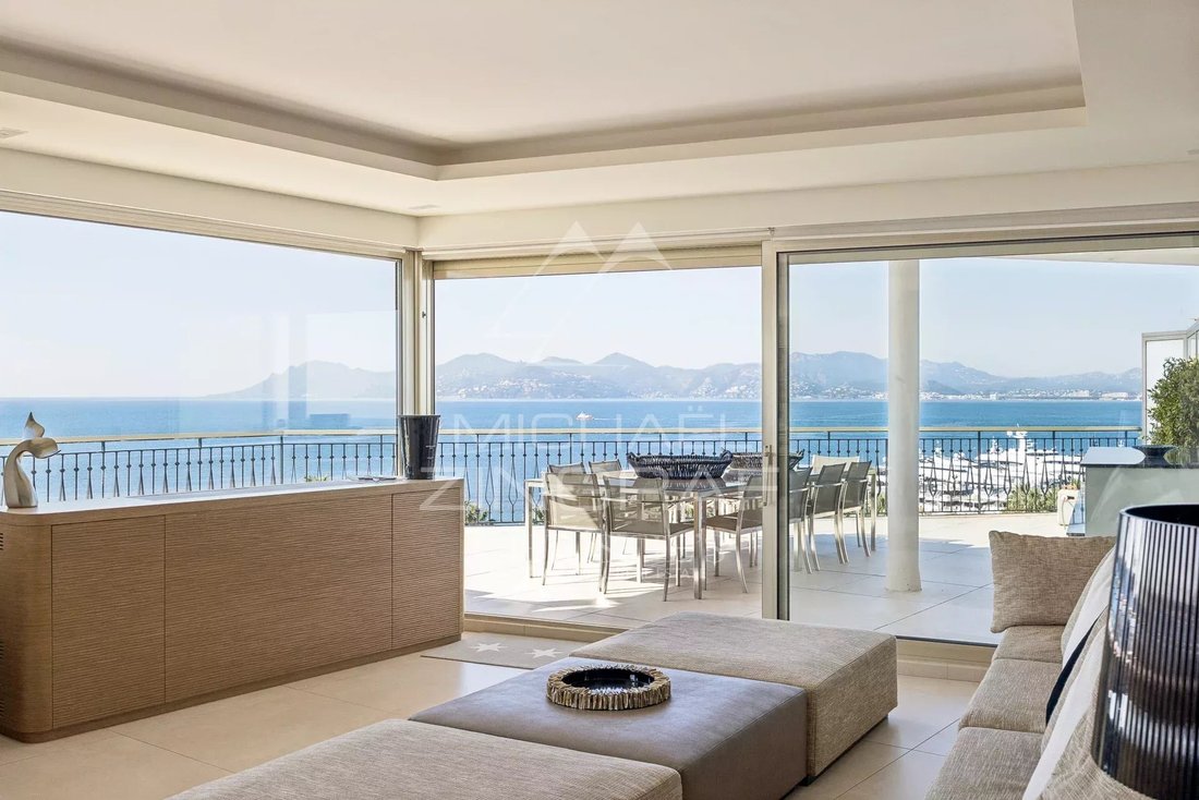 Appartamento a Cannes, Provenza-Alpi-Costa Azzurra, Francia 1 - 12052941