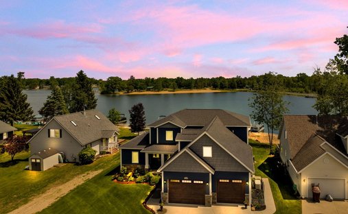 Haus in Canadian Lakes, Michigan, Vereinigte Staaten 1