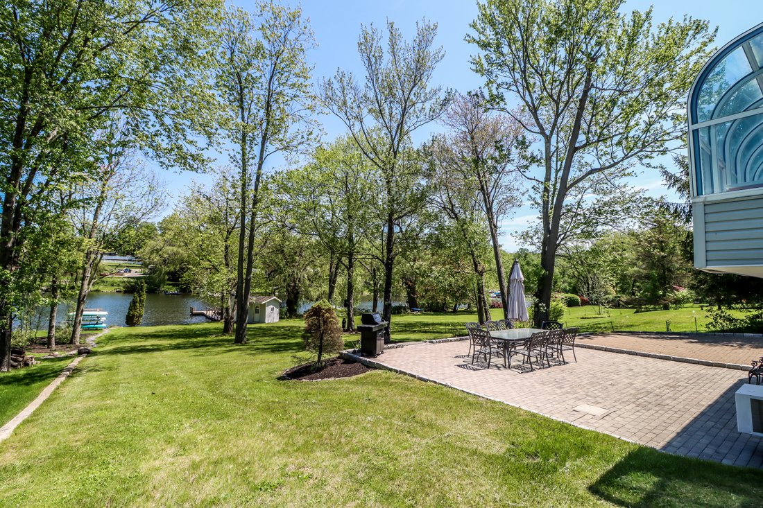 House in Brookfield, Connecticut, United States 4 - 17470575