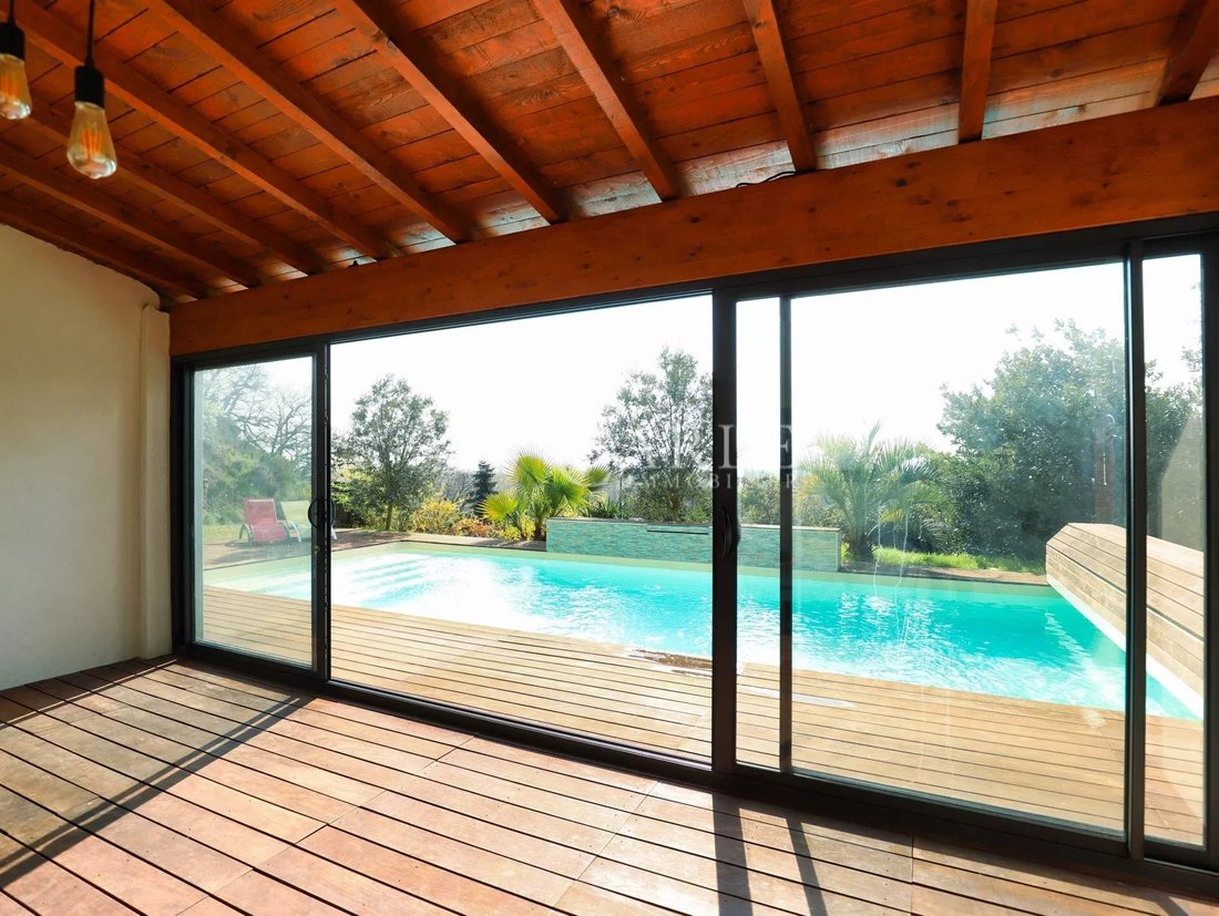 Estate in Neyron, Auvergne-Rhône-Alpes, France 2 - 17396316