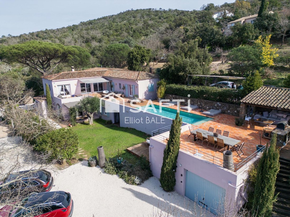 House in Grimaud, Provence-Alpes-Côte d'Azur, France 1 - 17230721