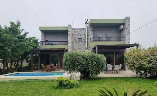 Casa en Nikos Kazantzakis, Grecia 1