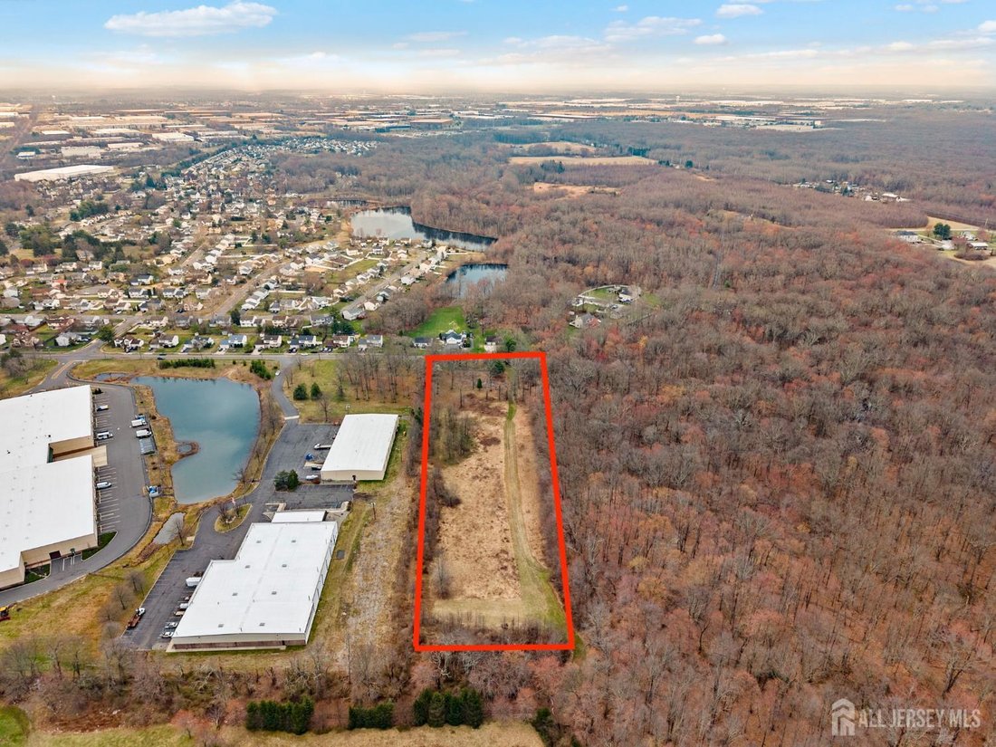 House in South Brunswick Township, New Jersey, United States 5 - 17475041