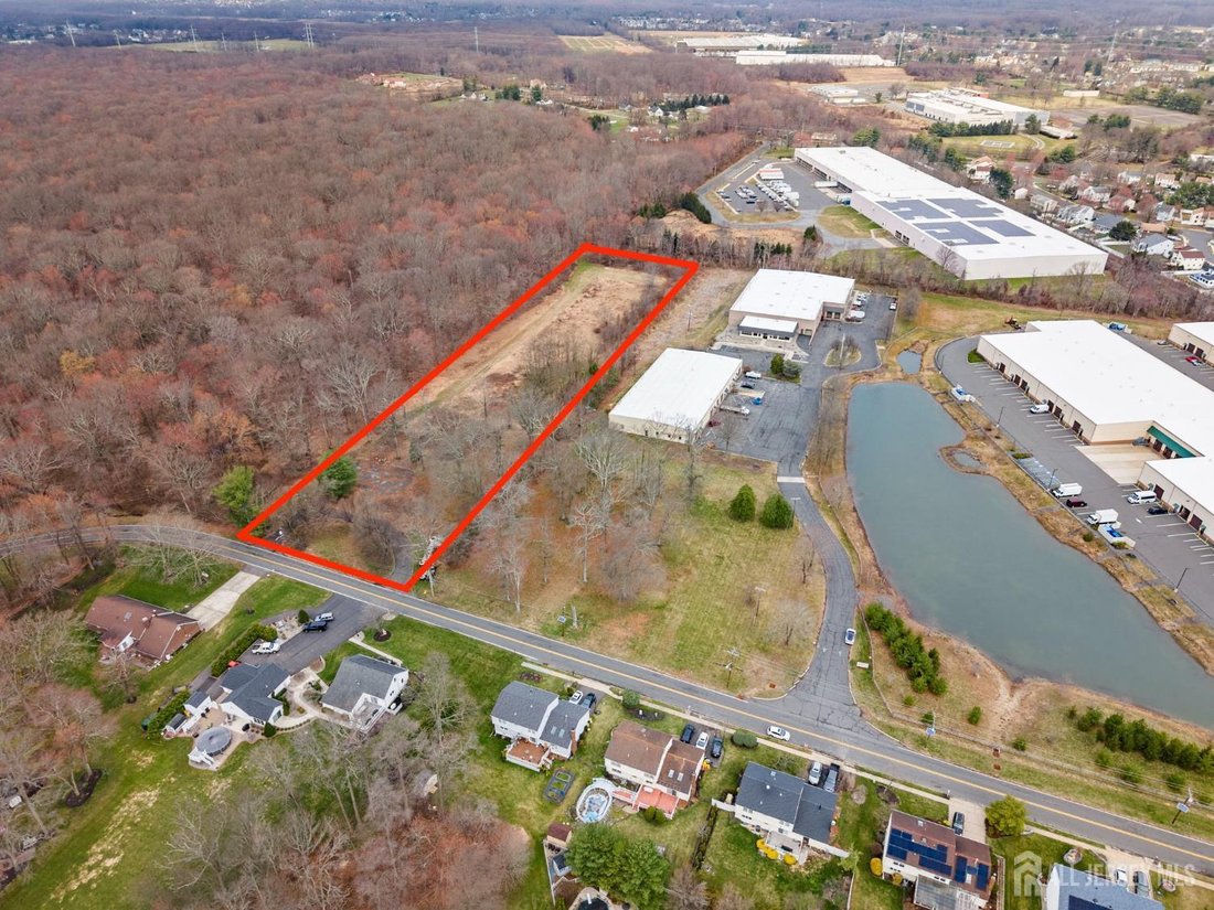 House in South Brunswick Township, New Jersey, United States 2 - 17475041