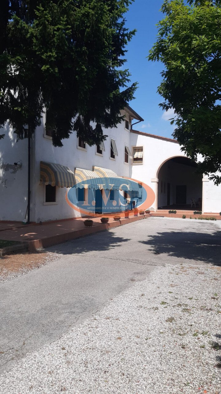 Villa in Montegalda, Veneto, Italy 3 - 14543815