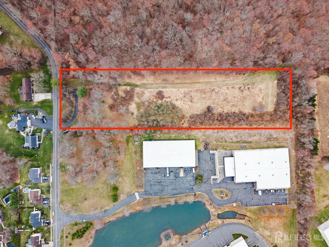 House in South Brunswick Township, New Jersey, United States 4 - 17475041