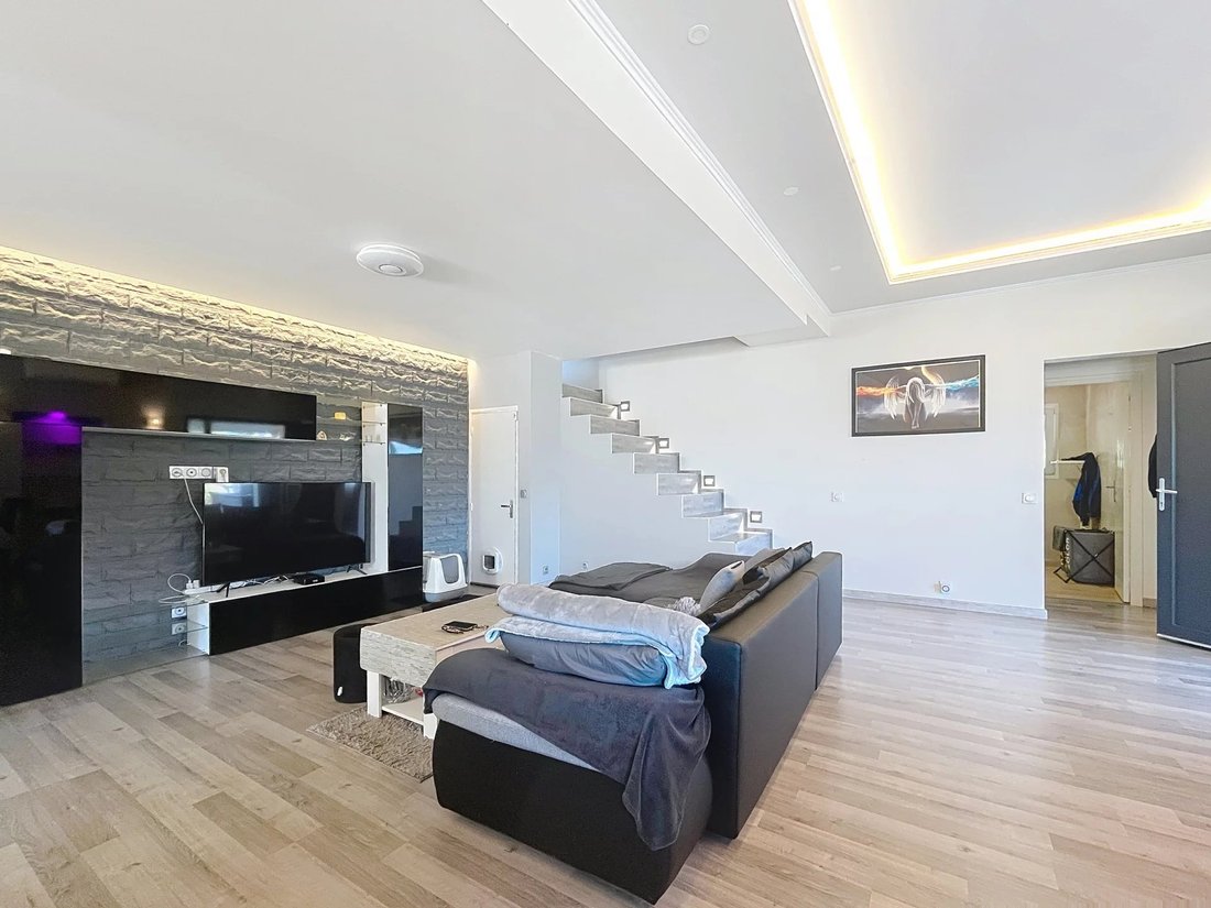 Villa in Drap, Provence-Alpes-Côte d'Azur, France 5 - 17474356