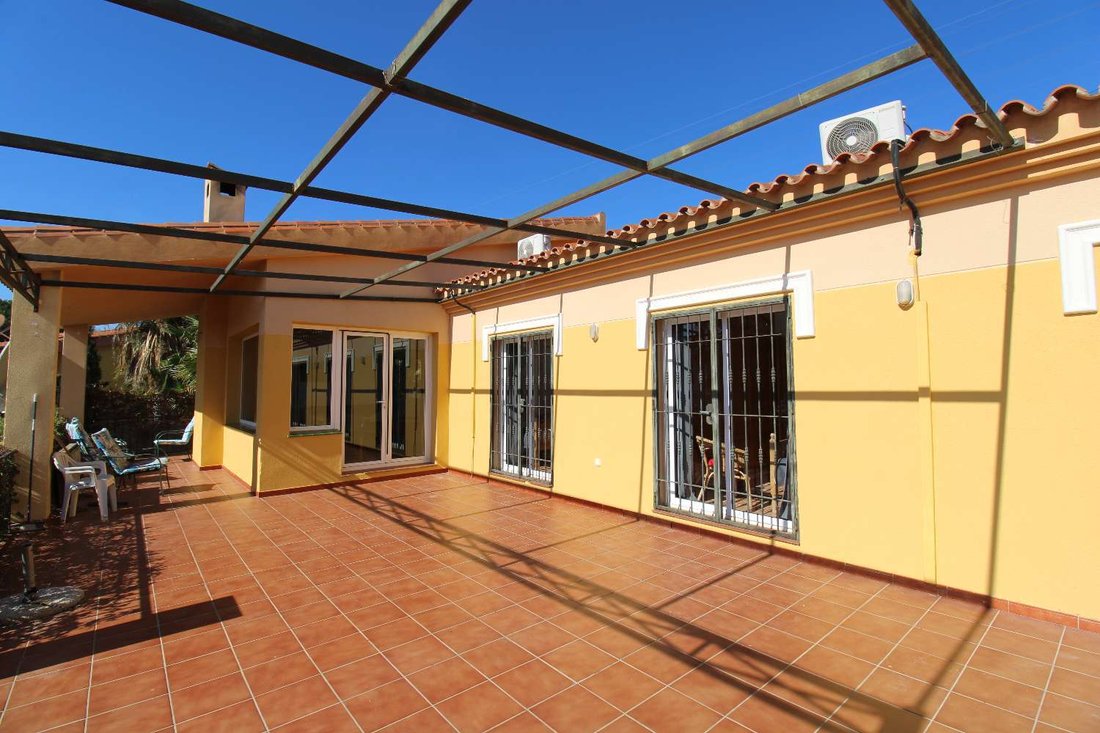 Villa in Alhaurin de la Torre, Andalusia, Spain 5 - 17473918