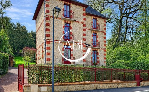 Villa in Bagnoles-de-l'Orne-Normandie, Normandy, France 1