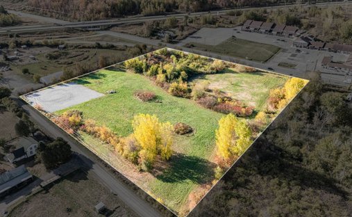 Land in Vaudreuil-Dorion, Quebec, Canada 1