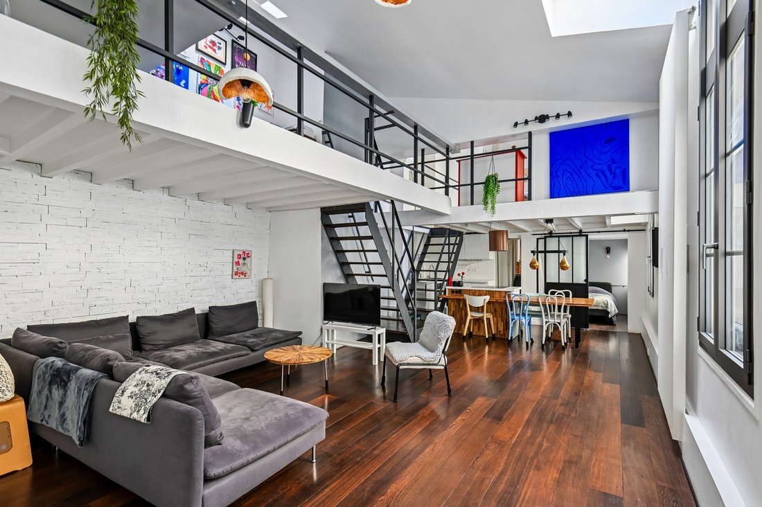 Apartment in Saint Gervais, Paris 4e Arrondissement, Paris 2 - 17475641
