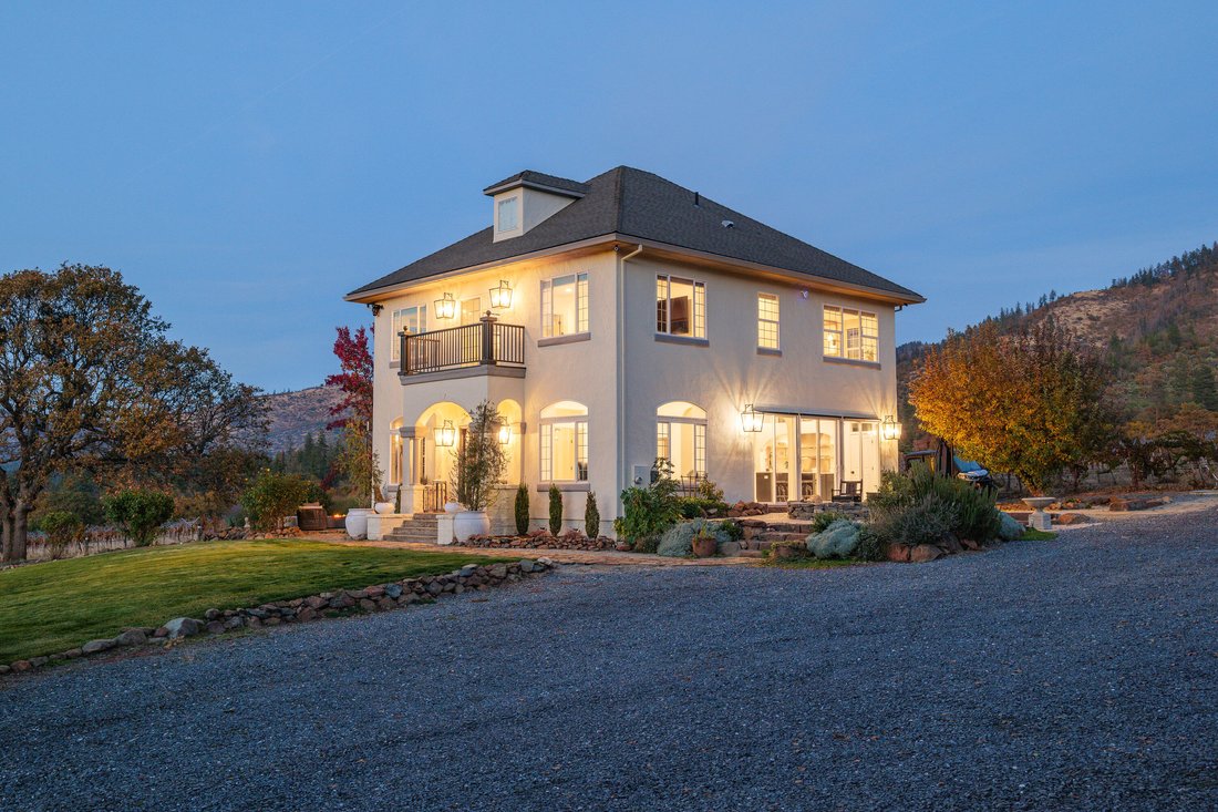 House in Applegate, Oregon, United States 1 - 17475469