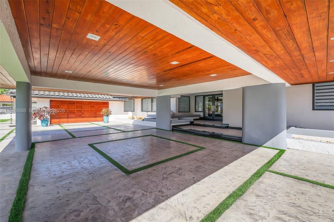 House in Miami, Florida, United States 4 - 17475364