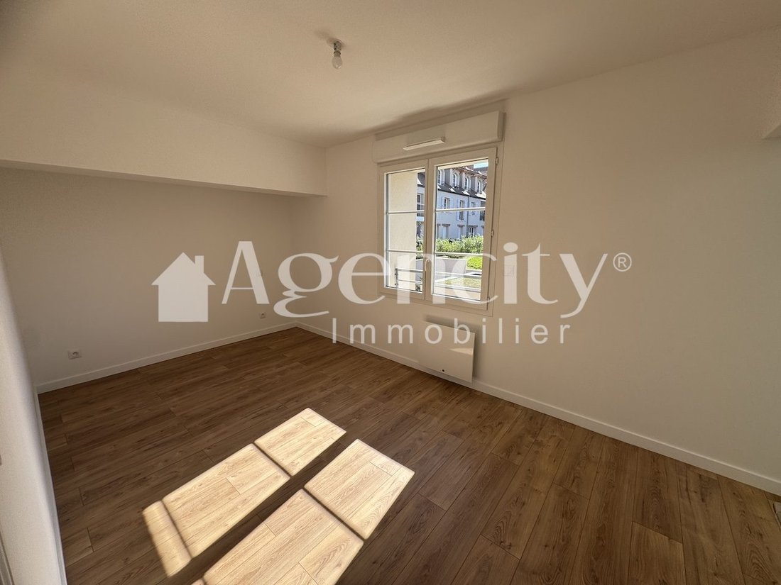 House in Centre Ville Sud Ouest, Bussy-Saint-Georges, France 5 - 17475530