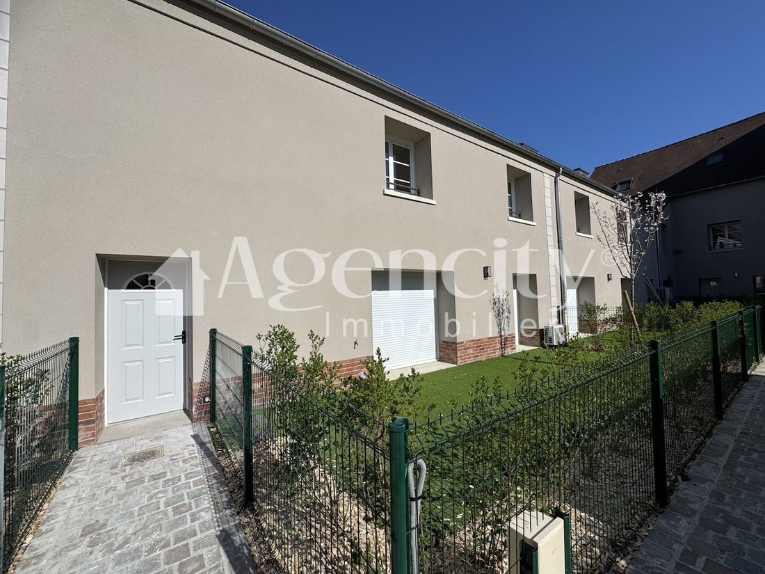 House in Centre Ville Sud Ouest, Bussy-Saint-Georges, France 1 - 17475530