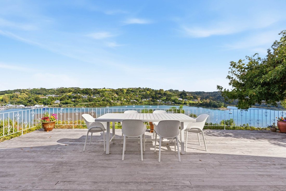 House in Wainui, Auckland, New Zealand 5 - 17475399