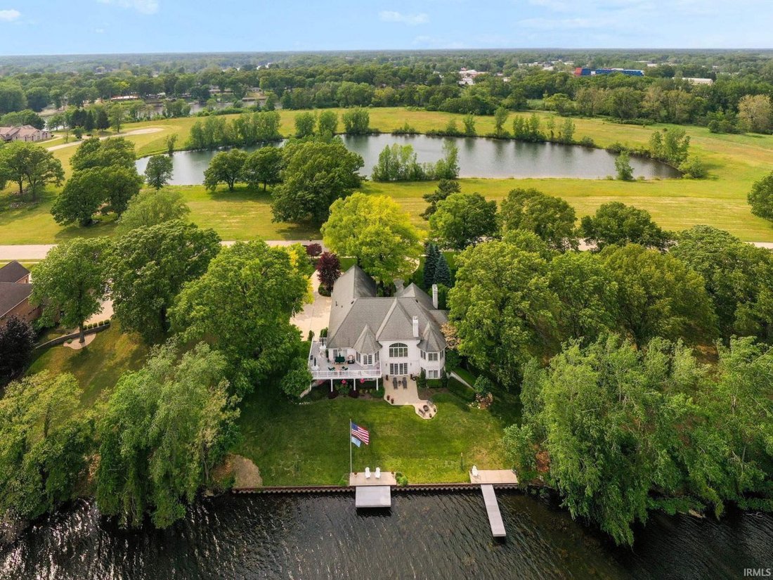 House in Elkhart, Indiana, United States 2 - 17475085