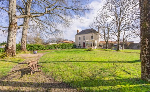 House in Haute-Goulaine, Pays de la Loire, France 1