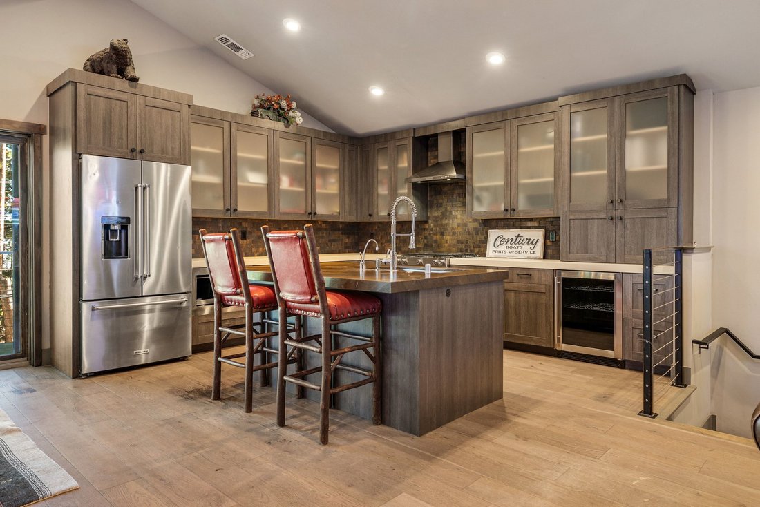 Condo in Tahoe City, California, United States 5 - 17475730