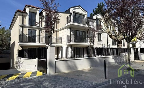 Apartment in Ledru Rollin, Le Perreux-sur-Marne, France 1