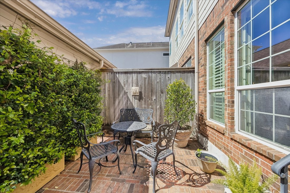 House in Houston, Texas, United States 5 - 17475816