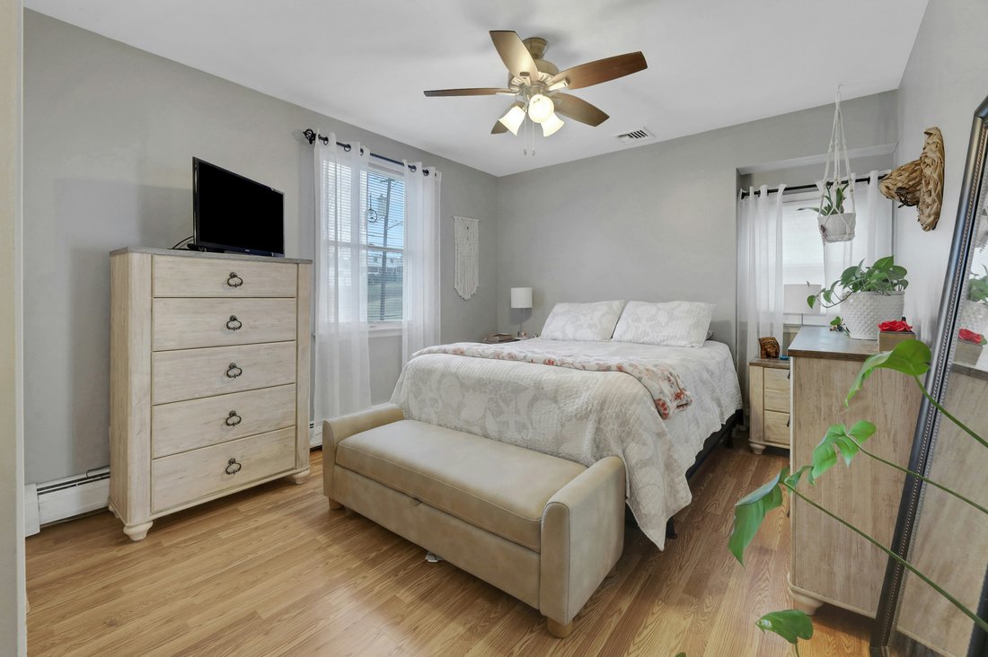 House in North Arlington, New Jersey, United States 4 - 17475807