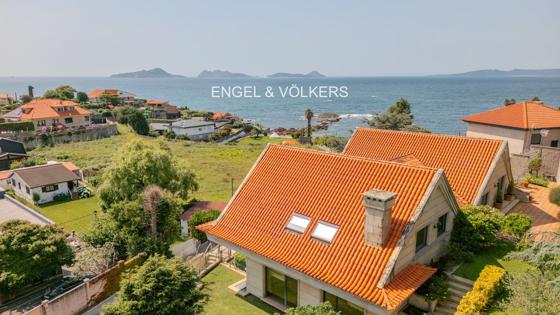 Villa in Saians, Vigo, Spain 2 - 17477100