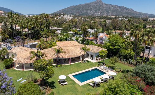 Villa in Marbella, Andalusia, Spain 1