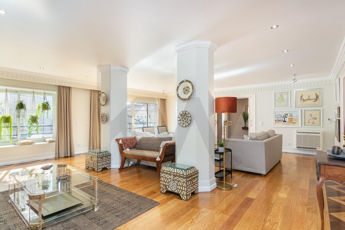 Apartment in Avenidas Novas, Lisbon, Portugal 3 - 17476430
