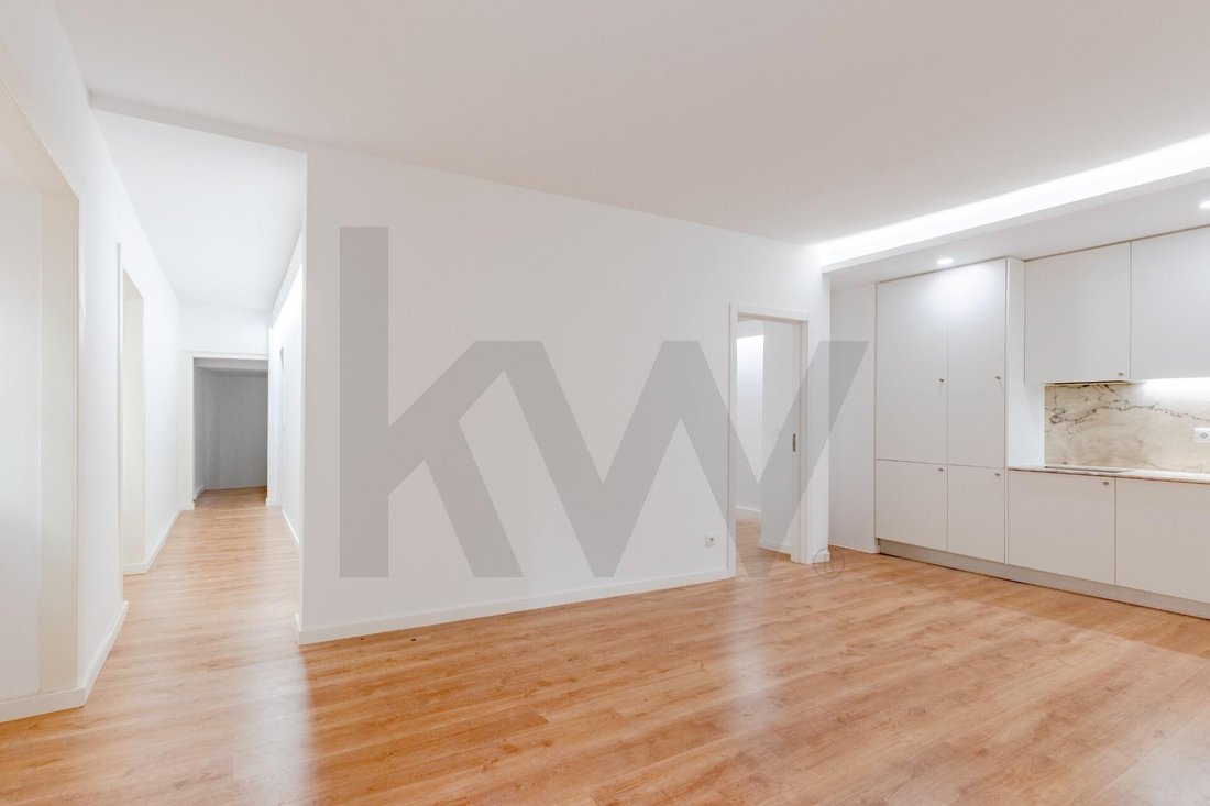 Apartment in Misericordia, Lisbon, Portugal 2 - 17476394