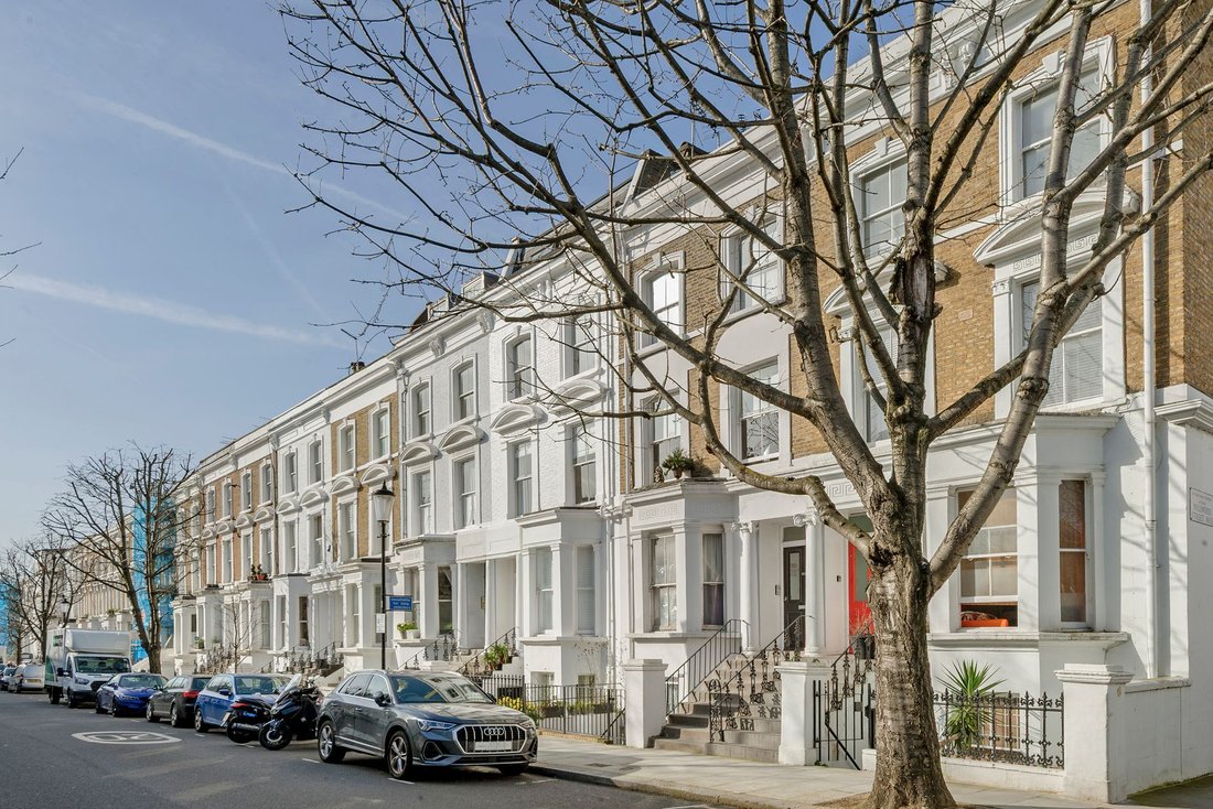 Apartment in Ladbroke Grove, Kensington And Chelsea, England 3 - 17476067