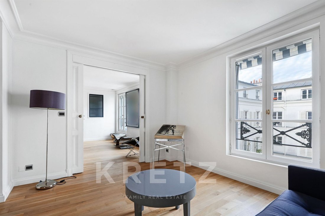 Apartment in Elysées-Madeleine, Paris 8e Arrondissement, Paris 4 - 17477352