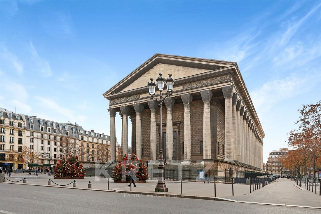 Apartment in Elysées-Madeleine, Paris 8e Arrondissement, Paris 2 - 17477352