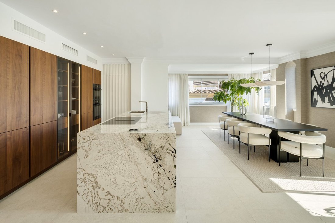 Penthouse in Golden Mile, Andalusia, Spain 5 - 17476819