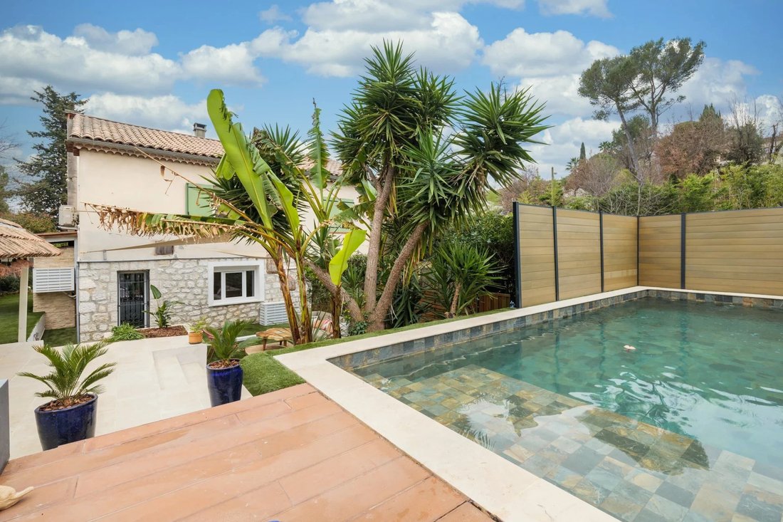Apartment in Saint-Paul-de-Vence, Provence-Alpes-Côte d'Azur, France 2 - 17477226