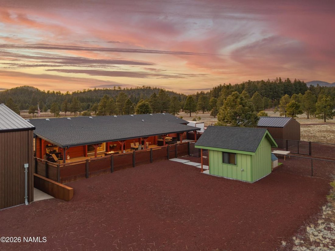House in Parks, Arizona, United States 4 - 17476474