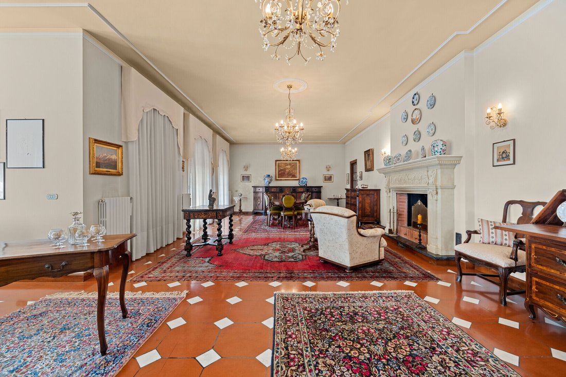 Villa in Diano Marina, Liguria, Italy 2 - 17476312