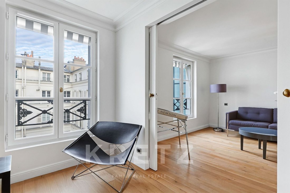 Apartment in Elysées-Madeleine, Paris 8e Arrondissement, Paris 5 - 17477352