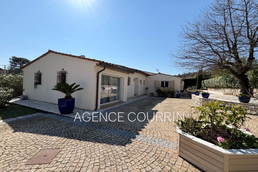 Villa in Le Tignet, Provence-Alpes-Côte d'Azur, France 5 - 17476362