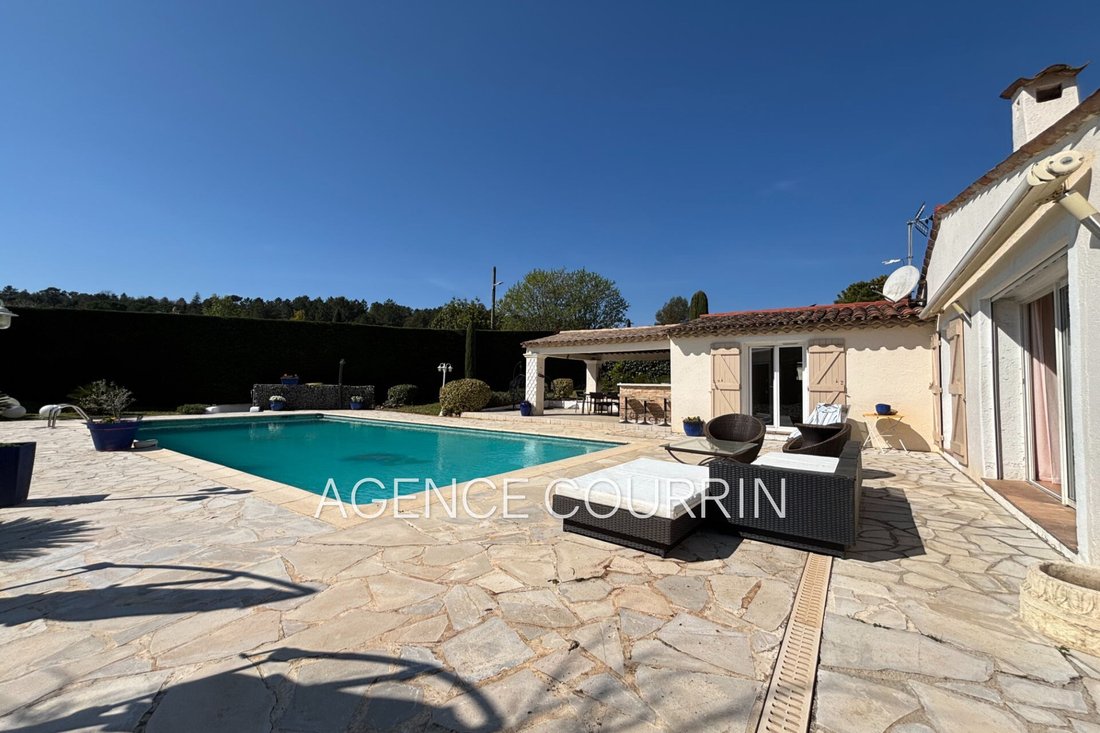 Villa in Le Tignet, Provence-Alpes-Côte d'Azur, France 3 - 17476362