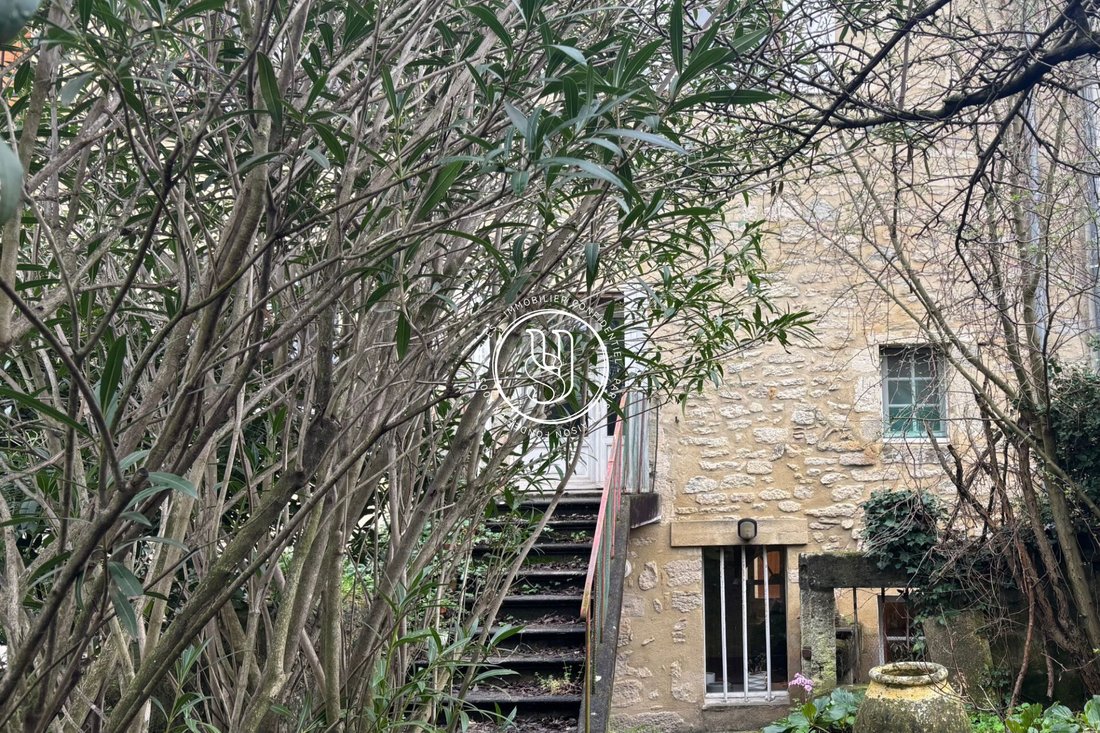 Villa in Uzès, Occitania, France 1 - 17476385