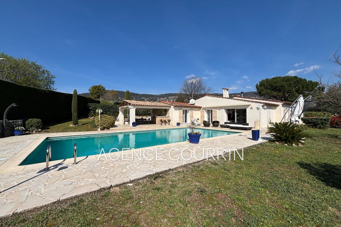 Villa in Le Tignet, Provence-Alpes-Côte d'Azur, France 1 - 17476362